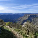 De Navacelles *