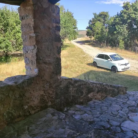 Hostel De Navacelles