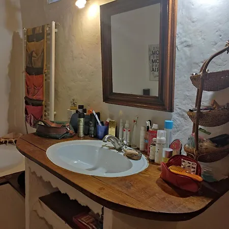 Hostel De Navacelles *